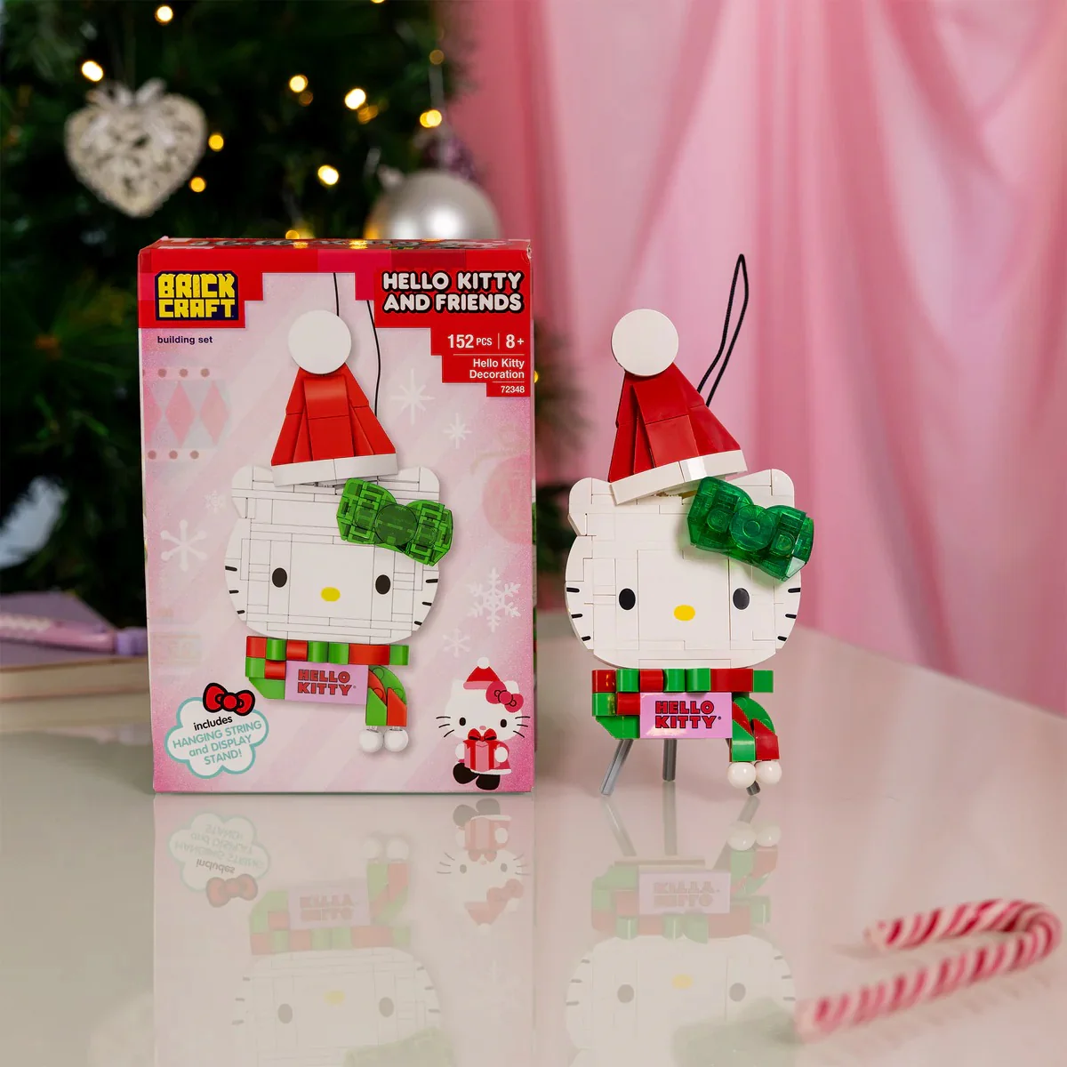Hello Kitty Holiday Santa Decoration Building Set - Image 5