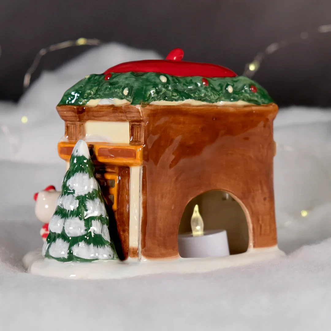 Pompompurin Pudding Parlor Ceramic Candle House - Image 9